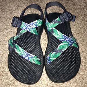 Chaco Women’s Z/1 Sandal Size 7 Black Flower Strap